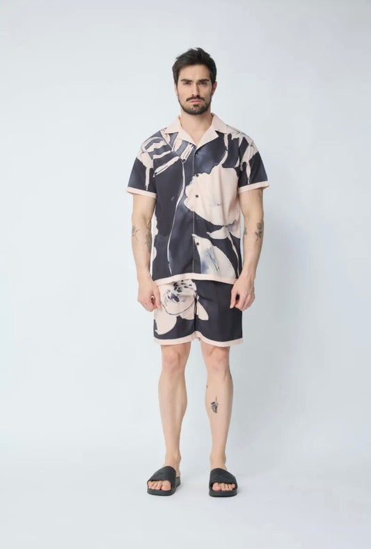 Ensemble Chemise & Short – Motif Artistique Fluide